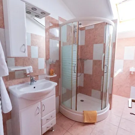 Maria-lak 公寓 佐洛卡罗斯